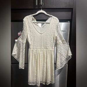 White lace dress